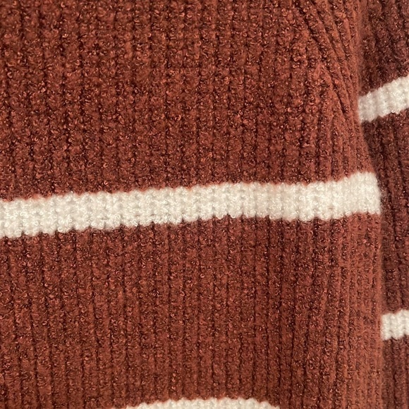 Fate long sleeve cropped wave hem Rust & white wide stripes sweater women’s sz S - Picture 7 of 12